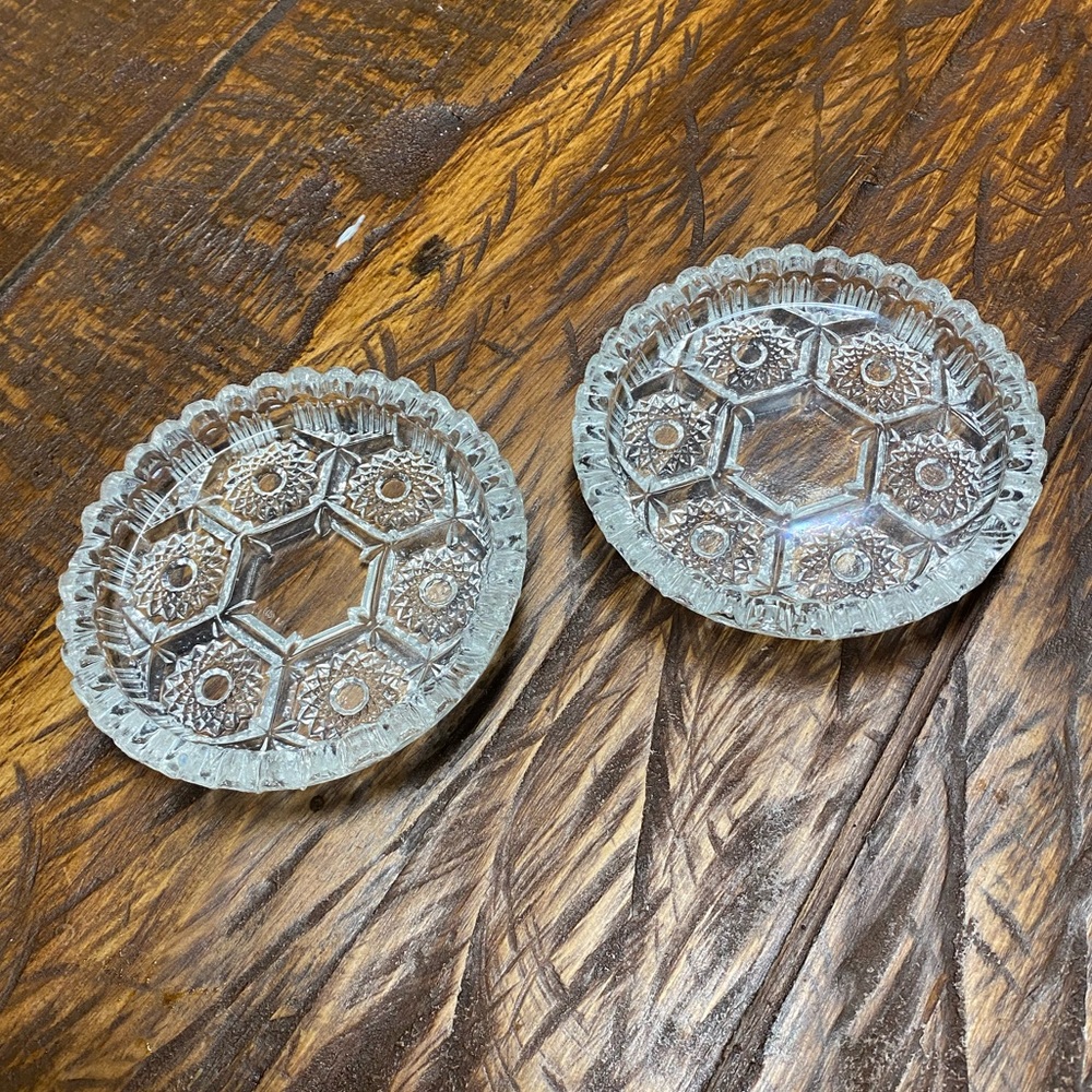 Pair of Etched Crystal Clear Glass Ashtrays Coasters Made Italy 4.5”